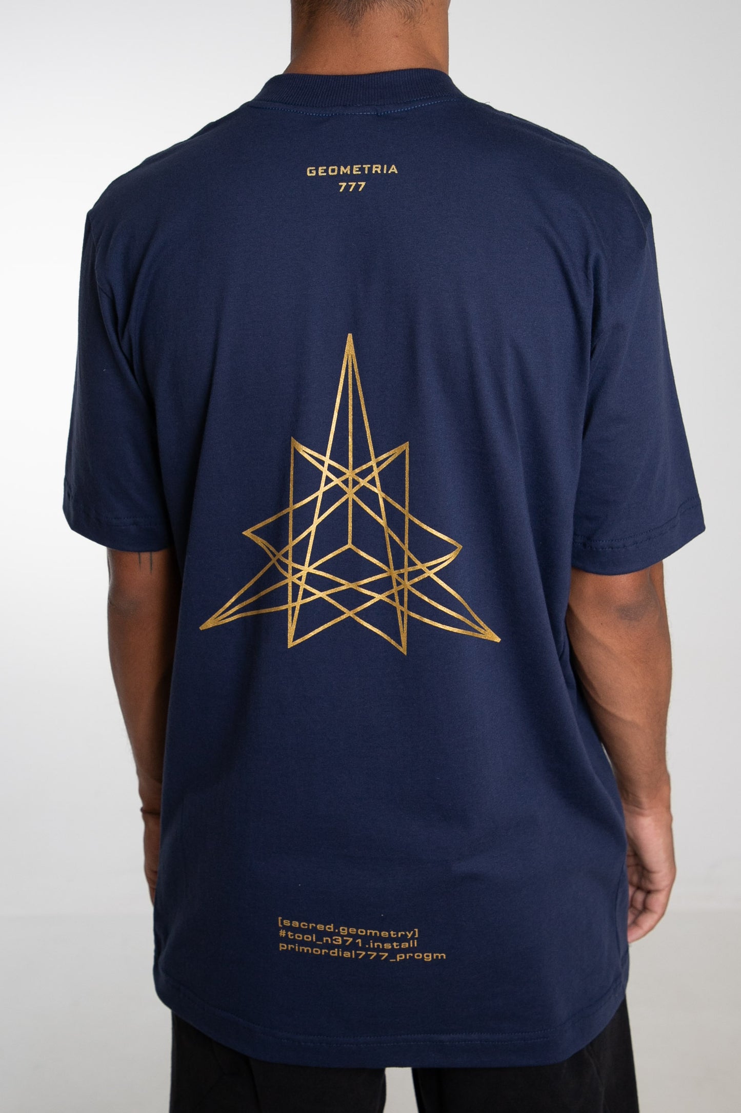 Camiseta Section T "Tetraktys" - Azul marinho