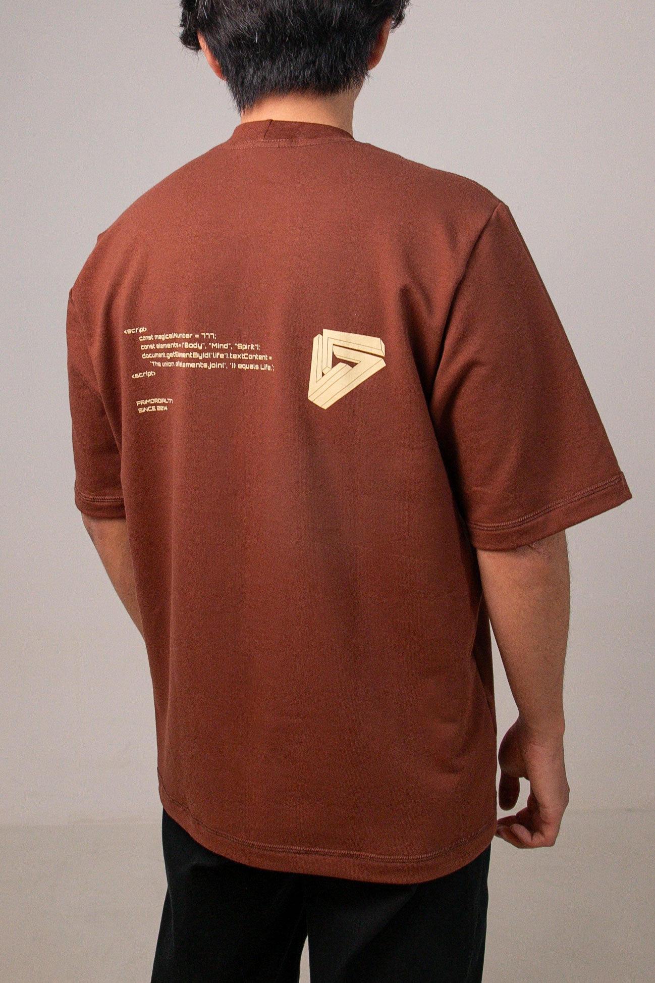 Camiseta Oversized Chocolate Moccha "CODES"